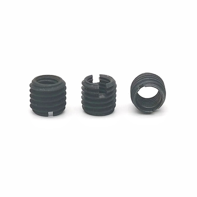 El llano 10,9 roscar del uno mismo inserta M10x13 para el negro electroforético de la rueda