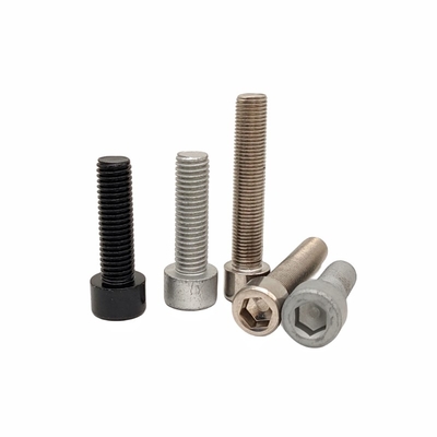 Tornos de acero inoxidable 316L hechos a medida que distribuyen hexágono 14mm M6 * 18