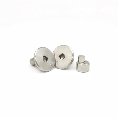 No estándar Hexagonal excéntrico clavos 304 de acero inoxidable sólido de cabeza plana redonda paso conector de sujeción remachado