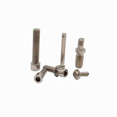 Fabricado a medida 316L Acero inoxidable Hexagón de toma de tornillo resistente a la caída perno Hexagón de toma de tornillo de pegamento