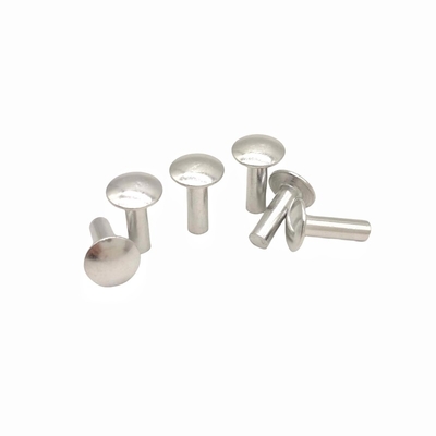 Fabrica mayorista de piezas de forma no estándar con cabeza plana de cabeza plana sólida de remaches de cabeza semicircular de aluminio sólido.
