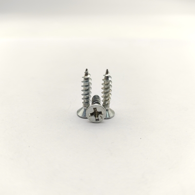 304 de acero inoxidable Phillips Tornos de cabeza plana de autoaplazamiento A2-70