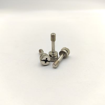 Tornillos cautivos moleteados de acero inoxidable 316 con accionamiento combinado para equipos médicos