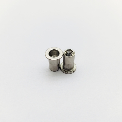 Tuercas remachables moleteadas de acero inoxidable 316 M6-M12 para resistencia a la vibración