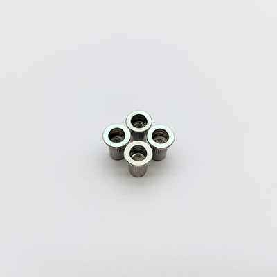 Tuercas remachables moleteadas de acero inoxidable 316 M6-M12 para resistencia a la vibración