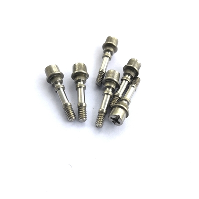 Sujeción dirigida fría M4x20 Zincplating no estándar de Multistroke