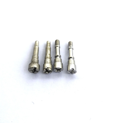 Sujeción dirigida fría M4x20 Zincplating no estándar de Multistroke