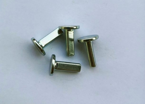 Pin de bisagra medio del asiento de carro del acero de carbono, título frío/forjar el Pin del eje