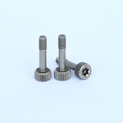 M3x16 	Tornillos no flojos de acero inoxidables de los tornillos de máquina SS304