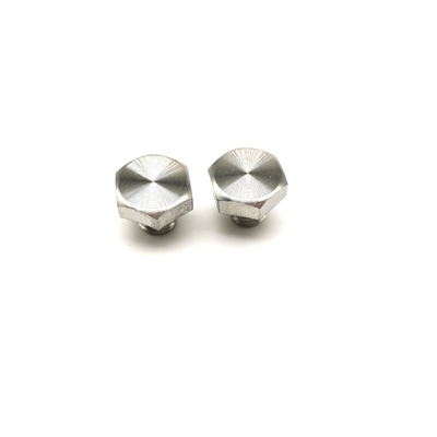 Tornillos decorativos de acero inoxidables M8X7 para el cinc del color de la altura de la cabeza de la rueda HEX12.8mm